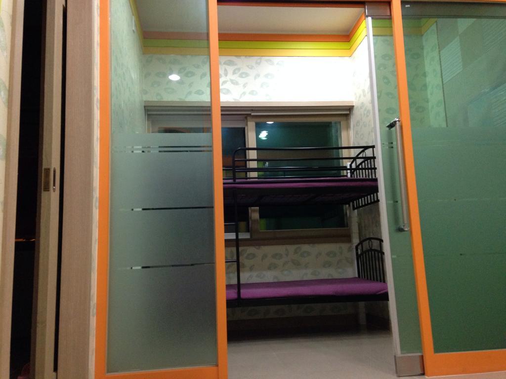 Champ Hostel Пусан Номер фото